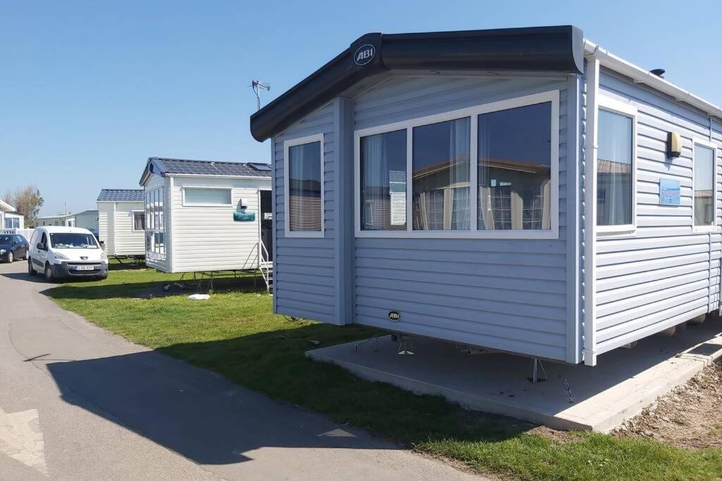8 Berth Caravan At Parkdean Camber Sands Eksteriør bilde